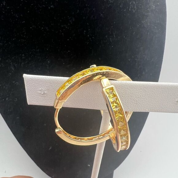 18k gold filled Elegant Gold Hoop Earrings with Yellow Accents - Picture 6 of 9
